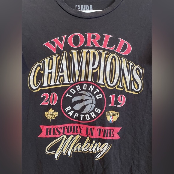 RAPTORS WORLD CHAMPIONS 2019 - Picture 2 of 5
